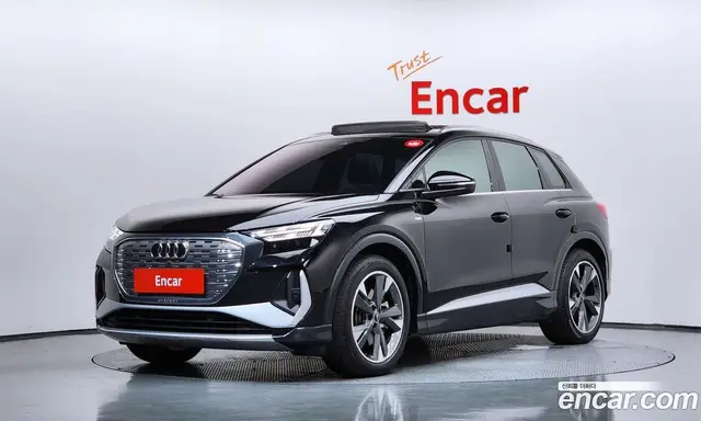 Audi Q4 e-tron, 2022, 31 789 км