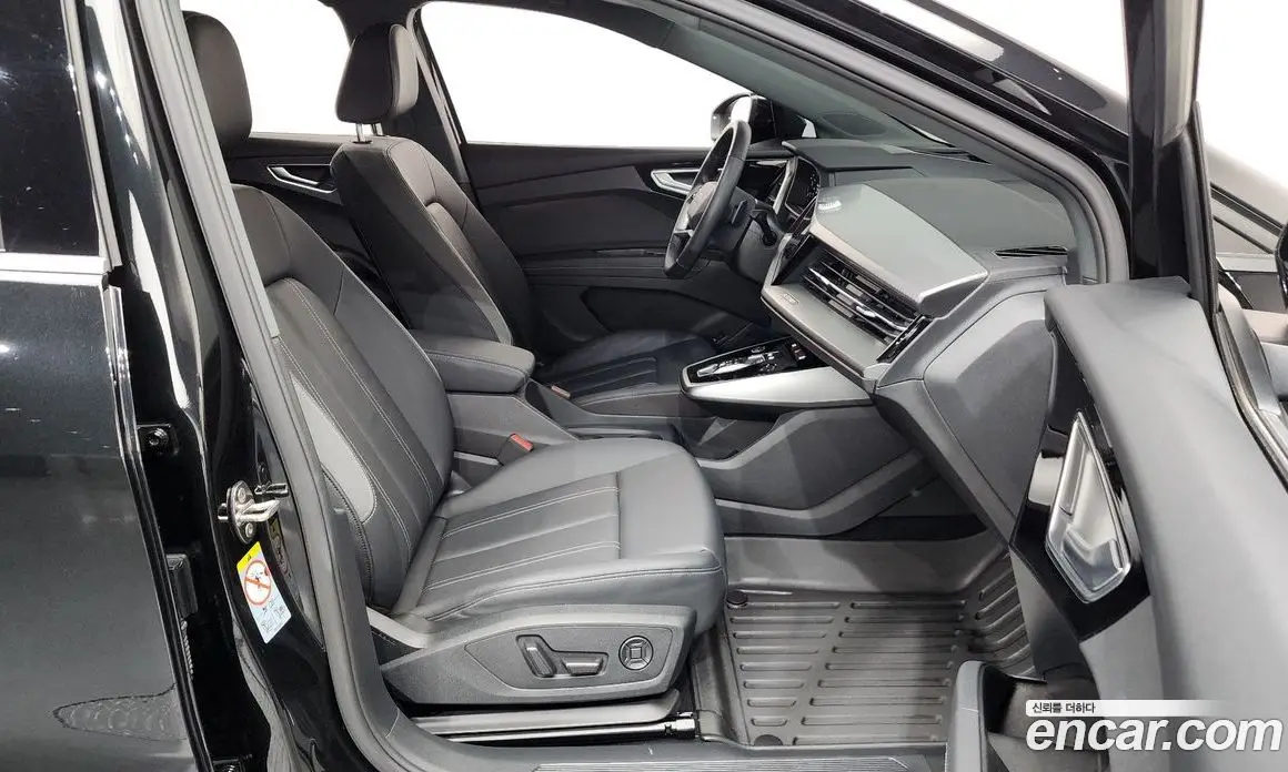Audi Q4 e-tron 2022 0.2 автомат (гидро), фото 11 Audi Q4 e-tron 2022 0.2 автомат (гидро), фото 11