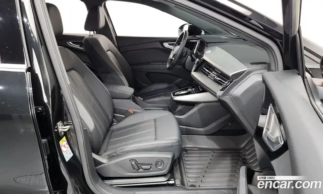 Audi Q4 e-tron 2022 0.2 автомат (гидро), миниатюра 11 Audi Q4 e-tron 2022 0.2 автомат (гидро), миниатюра 11