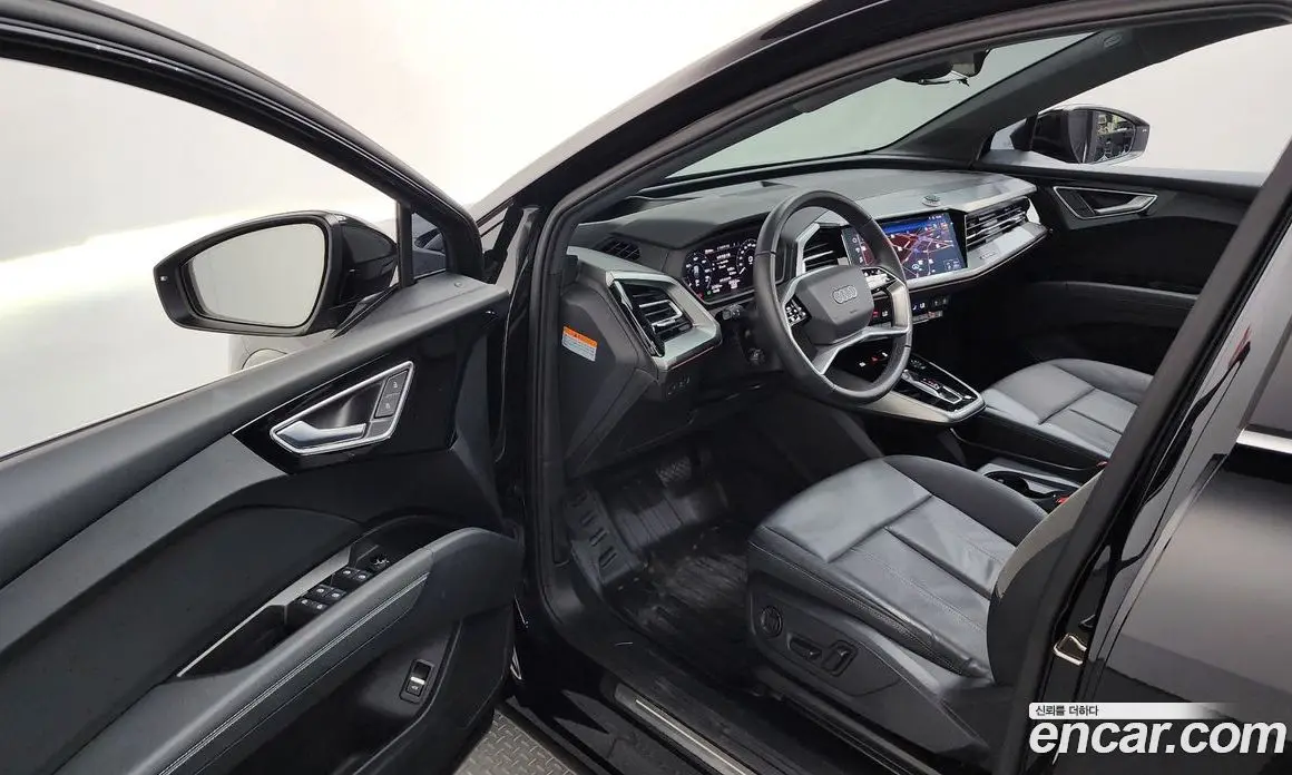 Audi Q4 e-tron 2022 0.2 автомат (гидро), фото 10 Audi Q4 e-tron 2022 0.2 автомат (гидро), фото 10