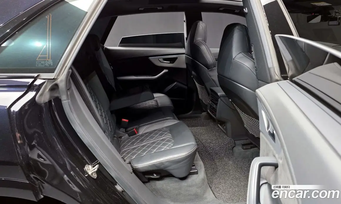 Audi Q8 2021 3.0 автомат (гидро), фото 12