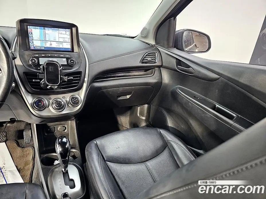 Chevrolet Spark 2016 1.0 автомат (гидро), фото 10 Chevrolet Spark 2016 1.0 автомат (гидро), фото 10