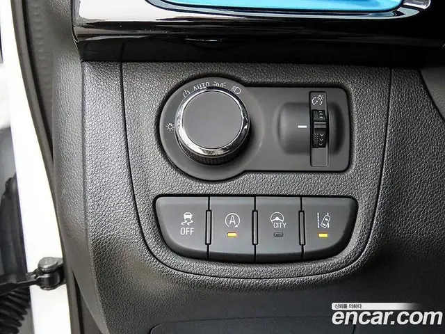 Chevrolet Spark 2019 1.0 автомат (гидро), миниатюра 12
