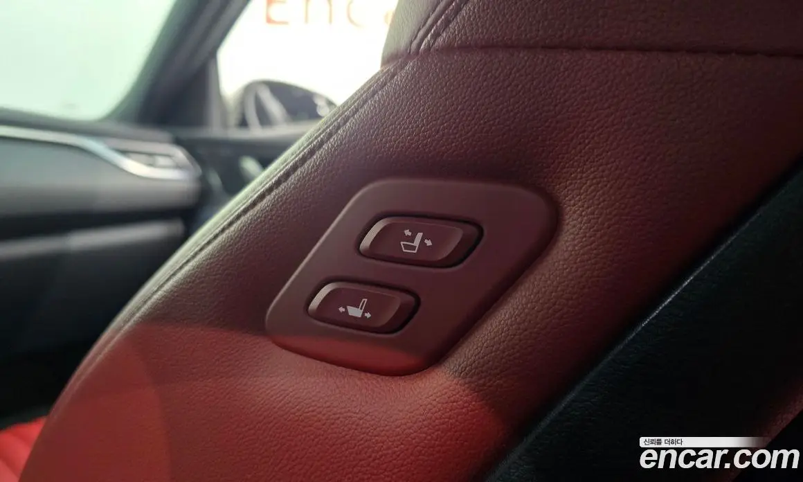 Genesis G70 2023 2.5 автомат (гидро), фото 17 Genesis G70 2023 2.5 автомат (гидро), фото 17