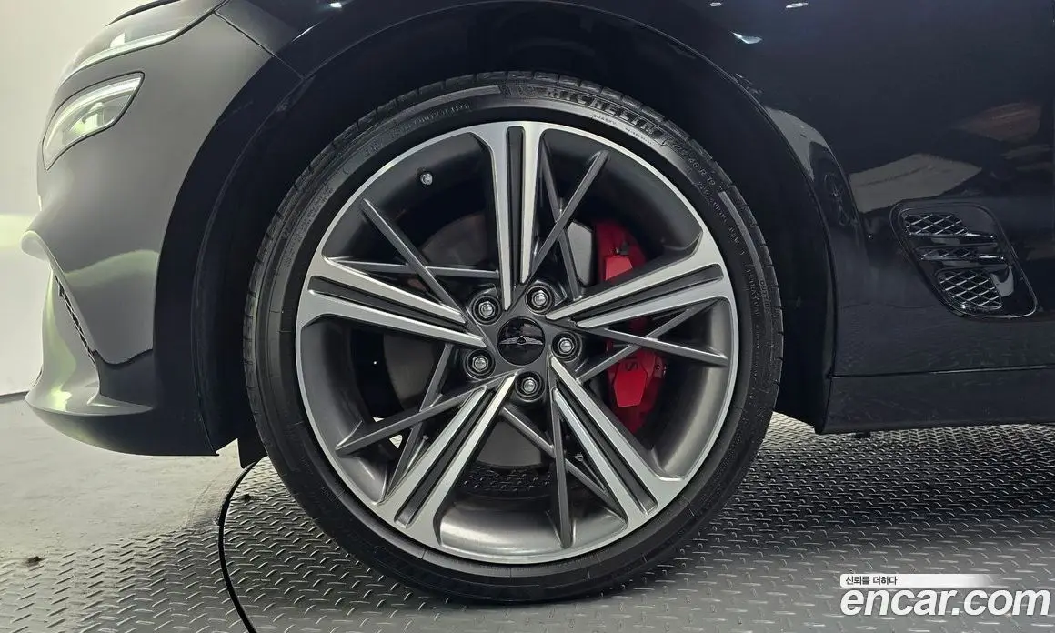 Genesis G70 2023 2.5 автомат (гидро), фото 5 Genesis G70 2023 2.5 автомат (гидро), фото 5