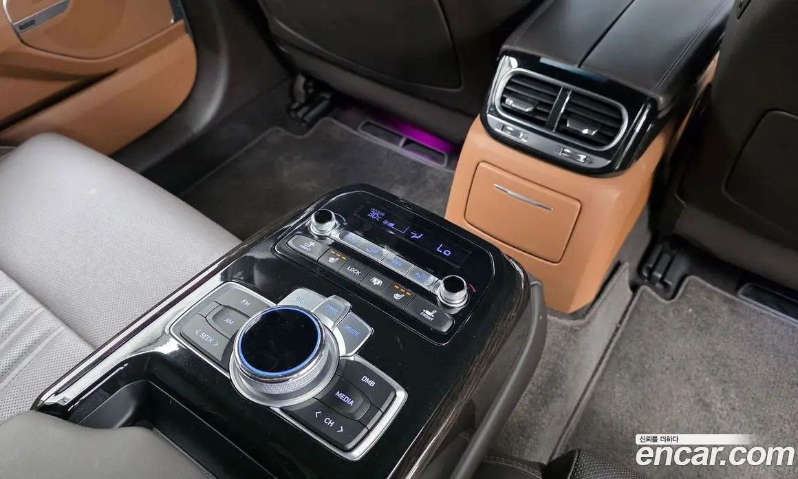 Genesis G90 2019 3.8 автомат (гидро), фото 18 Genesis G90 2019 3.8 автомат (гидро), фото 18