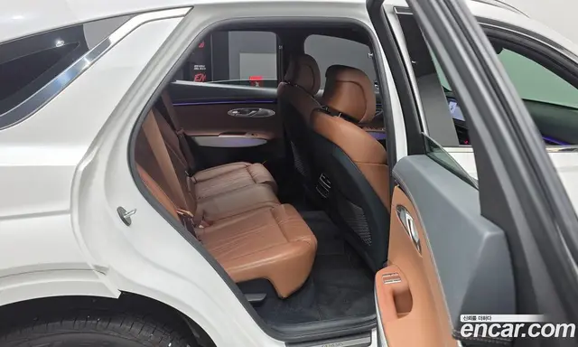 Genesis GV70 2024 2.5 автомат (гидро), миниатюра 12