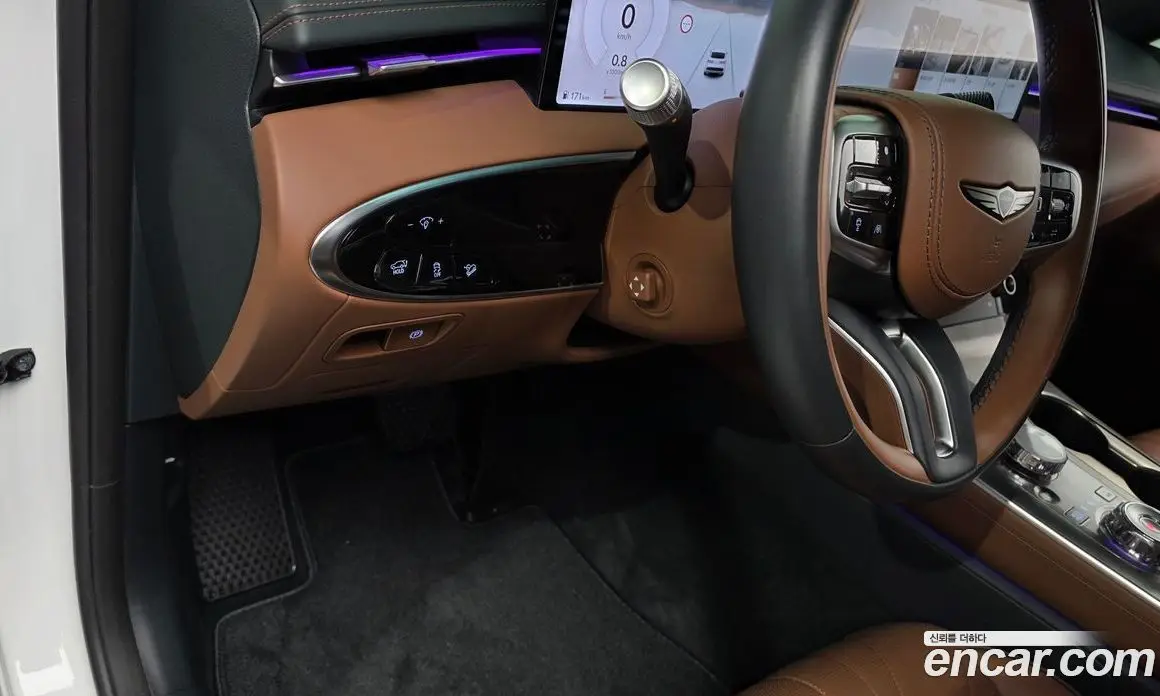 Genesis GV70 2024 2.5 автомат (гидро), фото 18