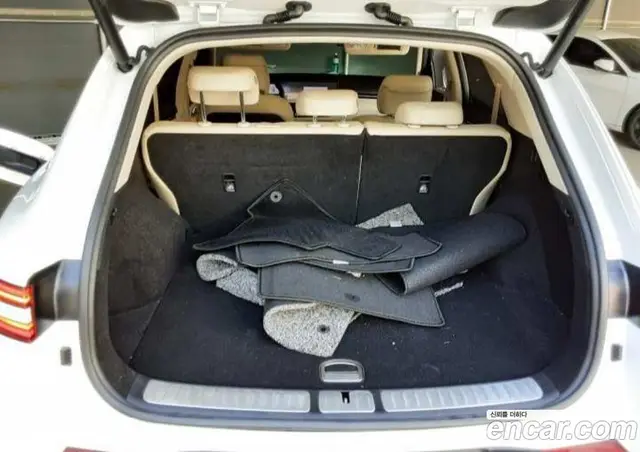Genesis GV70 2024 2.5 автомат (гидро), миниатюра 11 Genesis GV70 2024 2.5 автомат (гидро), миниатюра 11