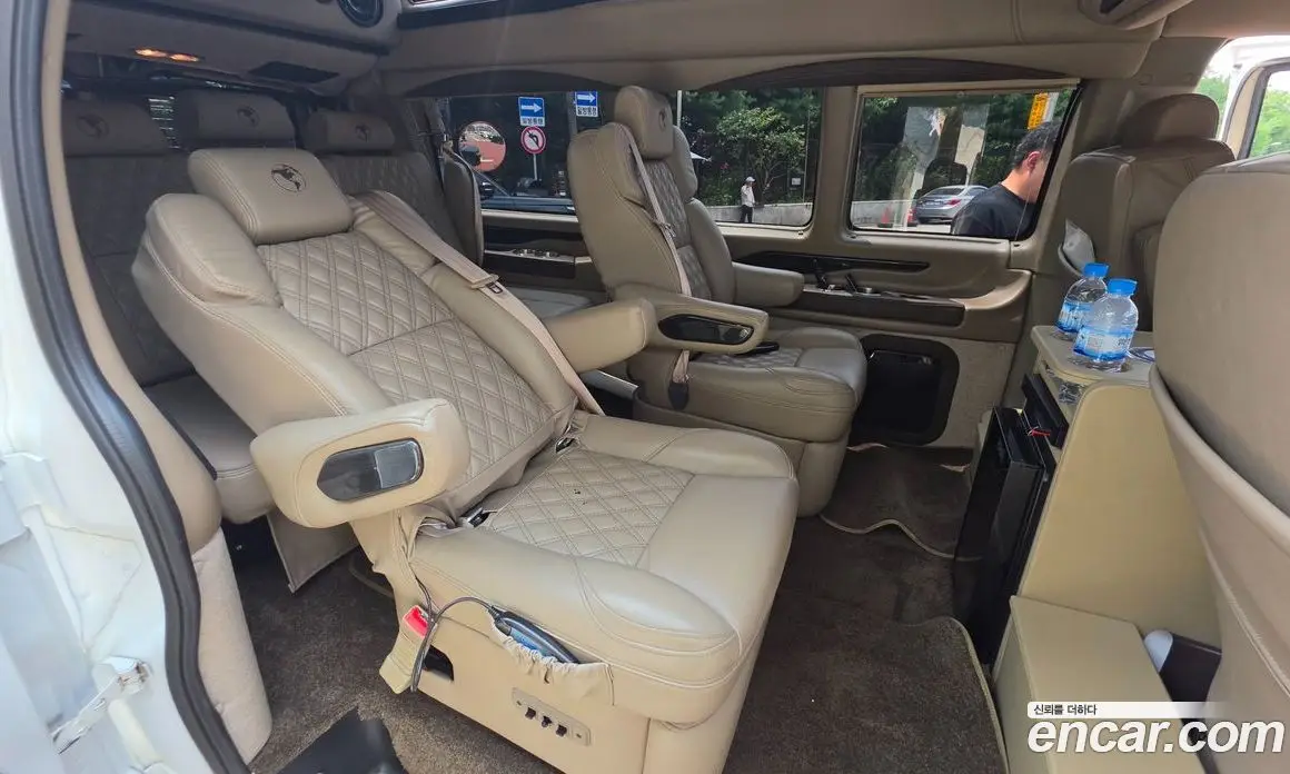 GMC Savana 2023 4.3 автомат (гидро), фото 9