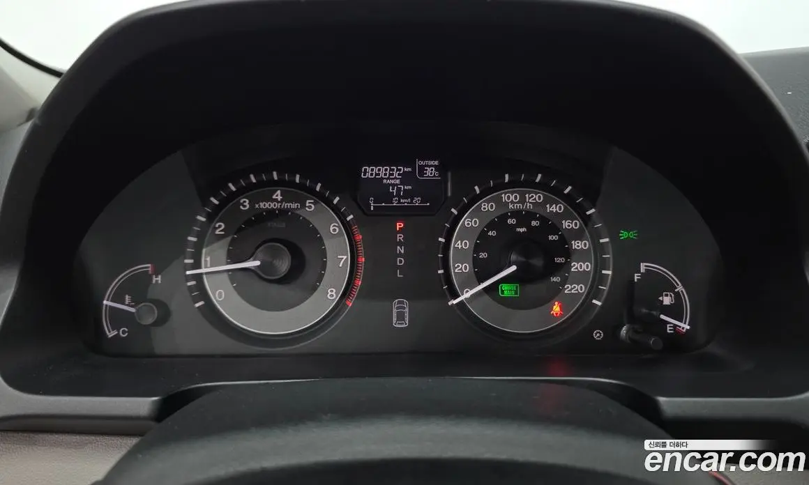 Honda Odyssey 2016 3.5 автомат (гидро), фото 8 Honda Odyssey 2016 3.5 автомат (гидро), фото 8