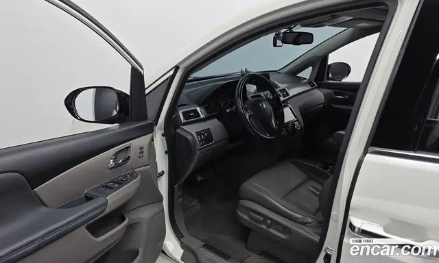 Honda Odyssey 2016 3.5 автомат (гидро), миниатюра 10 Honda Odyssey 2016 3.5 автомат (гидро), миниатюра 10