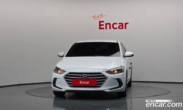 Hyundai Avante 2017 1.6 автомат (гидро), миниатюра 3 Hyundai Avante 2017 1.6 автомат (гидро), миниатюра 3