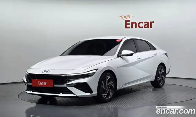 Hyundai Avante, 2025, 6 556 км