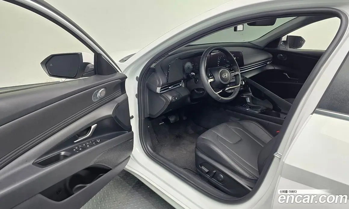 Hyundai Avante 2025 1.6 автомат (гидро), фото 11 Hyundai Avante 2025 1.6 автомат (гидро), фото 11