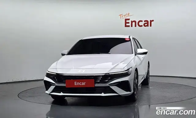 Hyundai Avante 2025 1.6 автомат (гидро), миниатюра 3 Hyundai Avante 2025 1.6 автомат (гидро), миниатюра 3