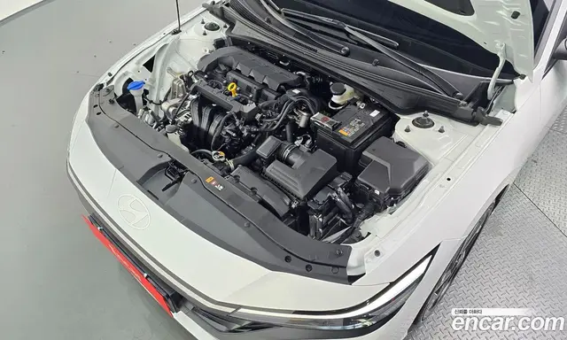 Hyundai Avante 2025 1.6 автомат (гидро), миниатюра 6 Hyundai Avante 2025 1.6 автомат (гидро), миниатюра 6