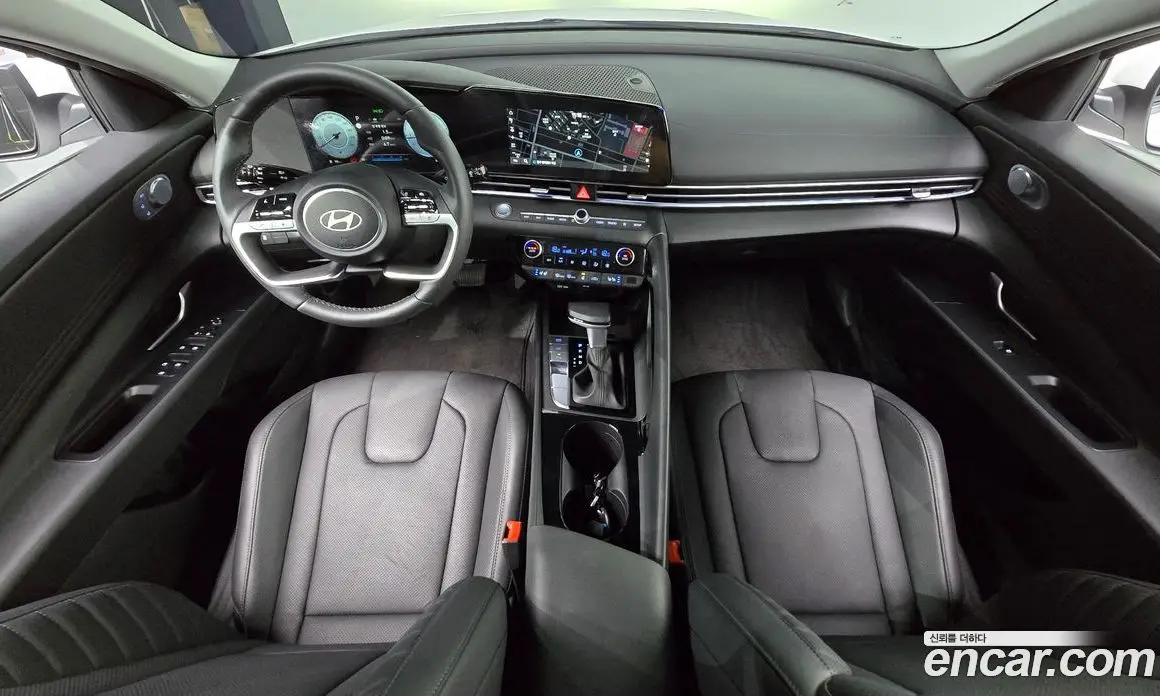 Hyundai Avante 2025 1.6 автомат (гидро), фото 7 Hyundai Avante 2025 1.6 автомат (гидро), фото 7