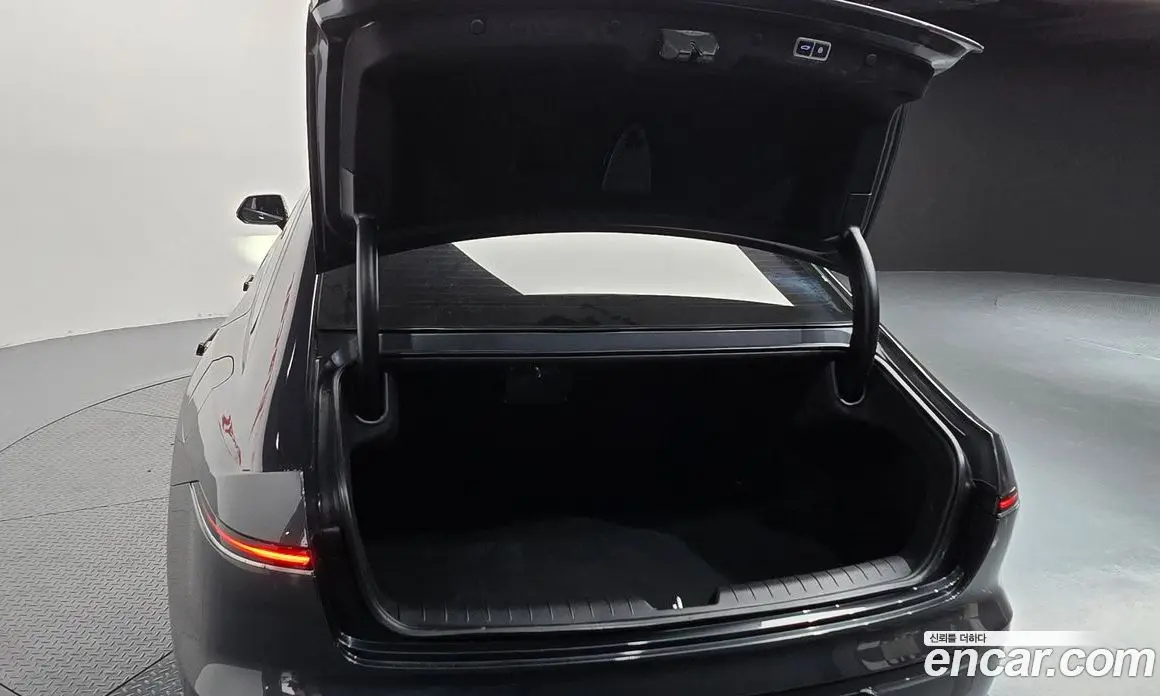 Hyundai Grandeur 2023 1.6 автомат (гидро), фото 20 Hyundai Grandeur 2023 1.6 автомат (гидро), фото 20