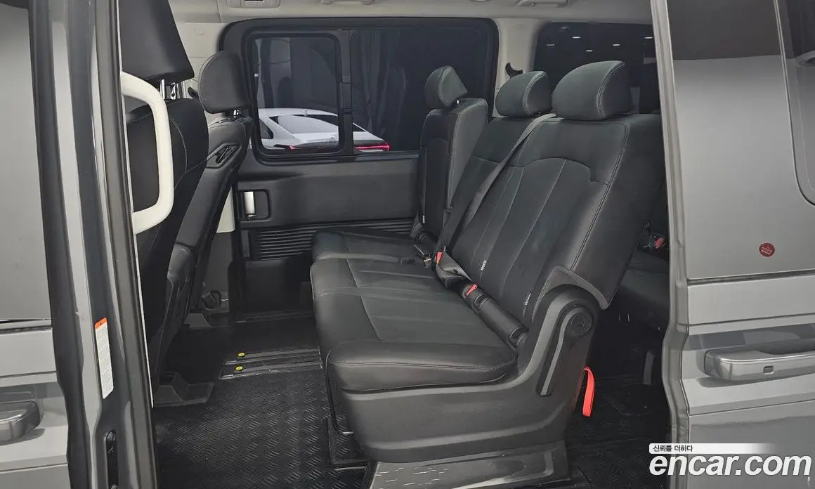 Hyundai Staria 2025 2.2 автомат (гидро), фото 12 Hyundai Staria 2025 2.2 автомат (гидро), фото 12