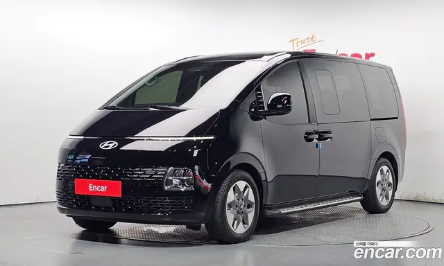 Hyundai Staria, 2025, 8 004 км