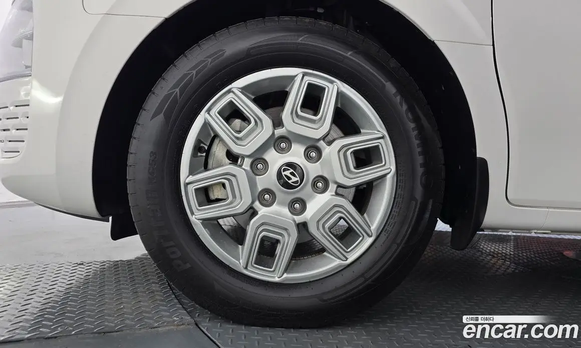 Hyundai Staria 2025 3.5 автомат (гидро), фото 5 Hyundai Staria 2025 3.5 автомат (гидро), фото 5