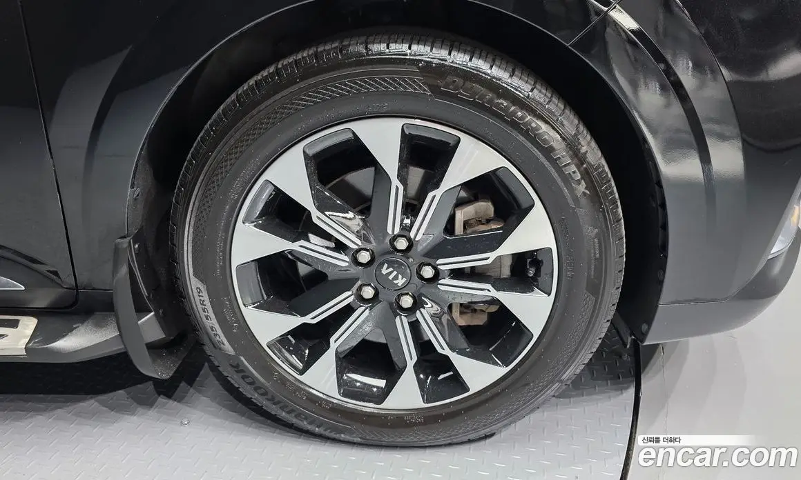 Kia Carnival 2020 3.5 автомат (гидро), фото 5