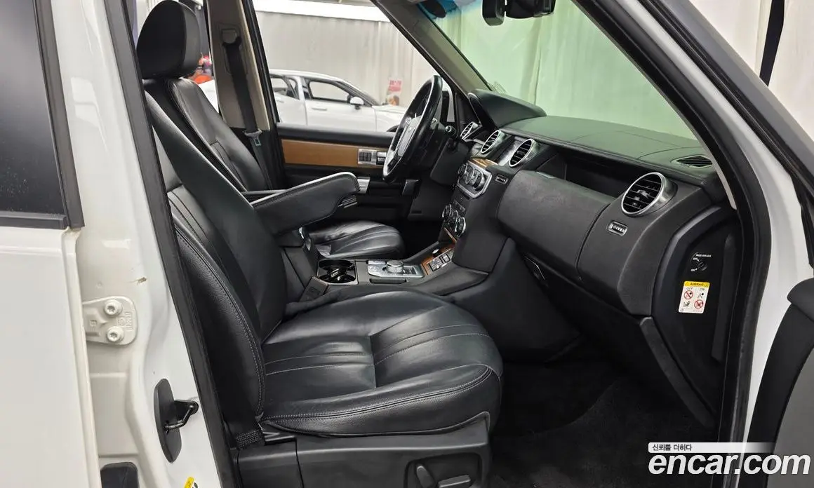 Land Rover Discovery 2014 3.0 автомат (гидро), фото 11 Land Rover Discovery 2014 3.0 автомат (гидро), фото 11