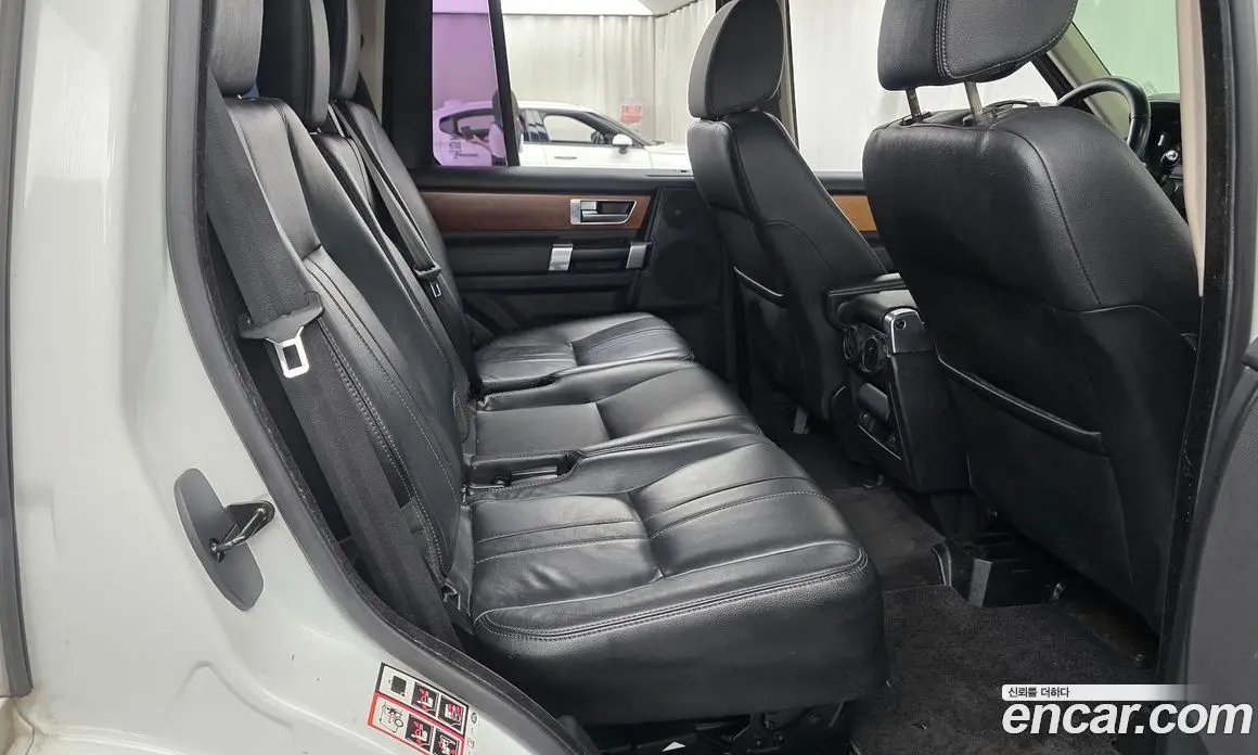 Land Rover Discovery 2014 3.0 автомат (гидро), фото 12 Land Rover Discovery 2014 3.0 автомат (гидро), фото 12