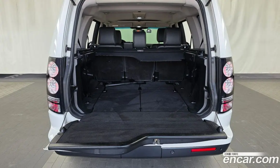 Land Rover Discovery 2014 3.0 автомат (гидро), фото 20 Land Rover Discovery 2014 3.0 автомат (гидро), фото 20
