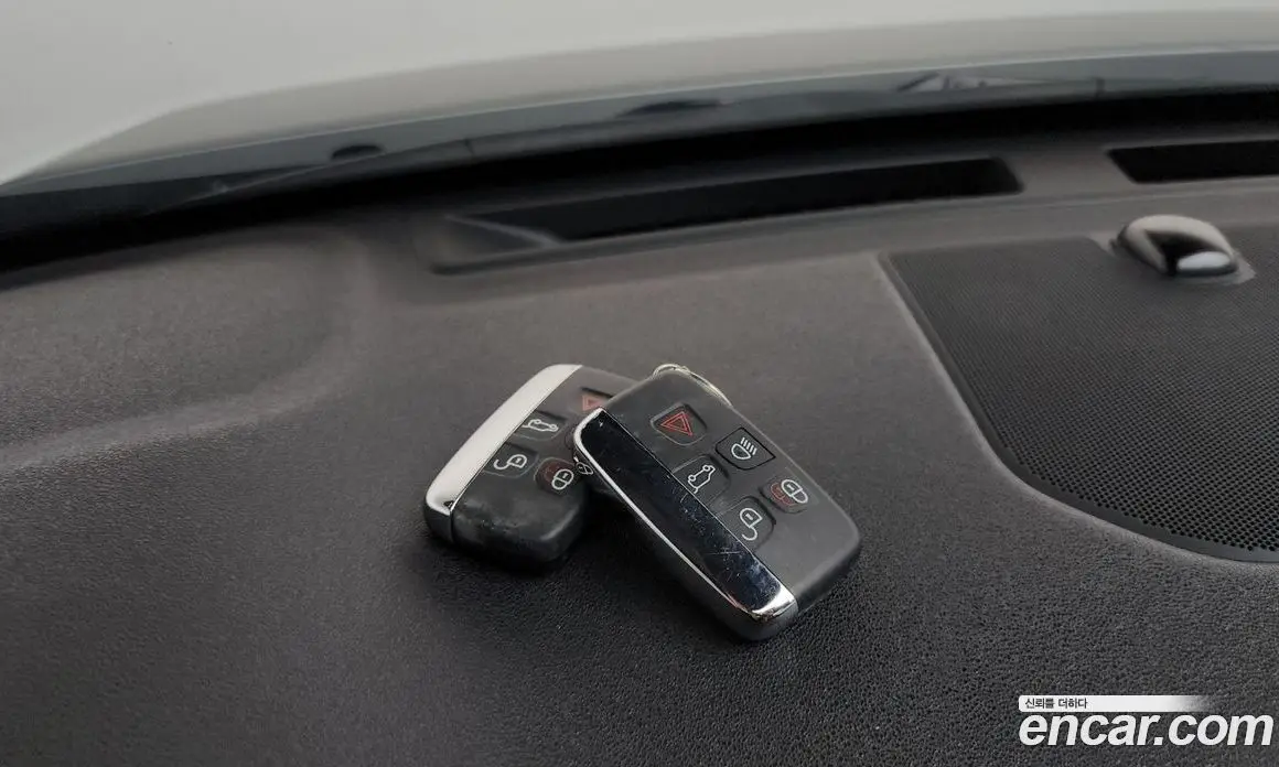 Land Rover Discovery Sport 2018 2.0 автомат (гидро), фото 16 Land Rover Discovery Sport 2018 2.0 автомат (гидро), фото 16