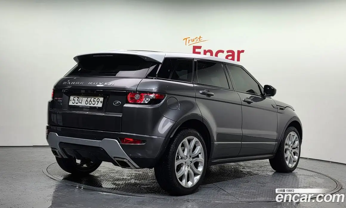 Land Rover Range Rover Evoque 2015 2.2 автомат (гидро), фото 2 Land Rover Range Rover Evoque 2015 2.2 автомат (гидро), фото 2