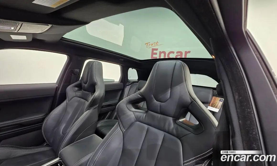 Land Rover Range Rover Evoque 2015 2.2 автомат (гидро), фото 11 Land Rover Range Rover Evoque 2015 2.2 автомат (гидро), фото 11