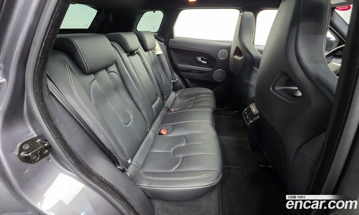 Land Rover Range Rover Evoque 2015 2.2 автомат (гидро), фото 19 Land Rover Range Rover Evoque 2015 2.2 автомат (гидро), фото 19