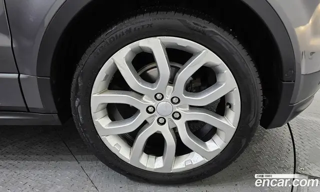 Land Rover Range Rover Evoque 2015 2.2 автомат (гидро), миниатюра 5 Land Rover Range Rover Evoque 2015 2.2 автомат (гидро), миниатюра 5