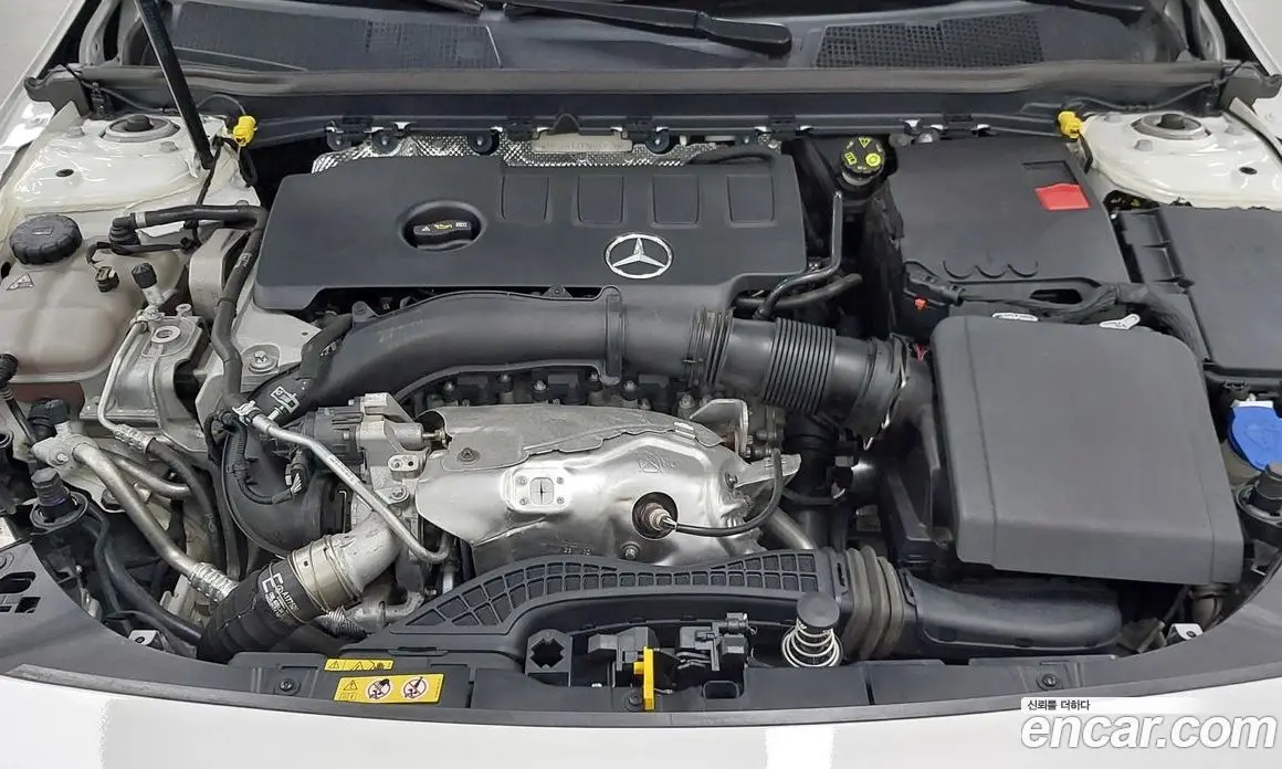 Mercedes-Benz CLA-Class 2023 2.0 автомат (гидро), фото 14