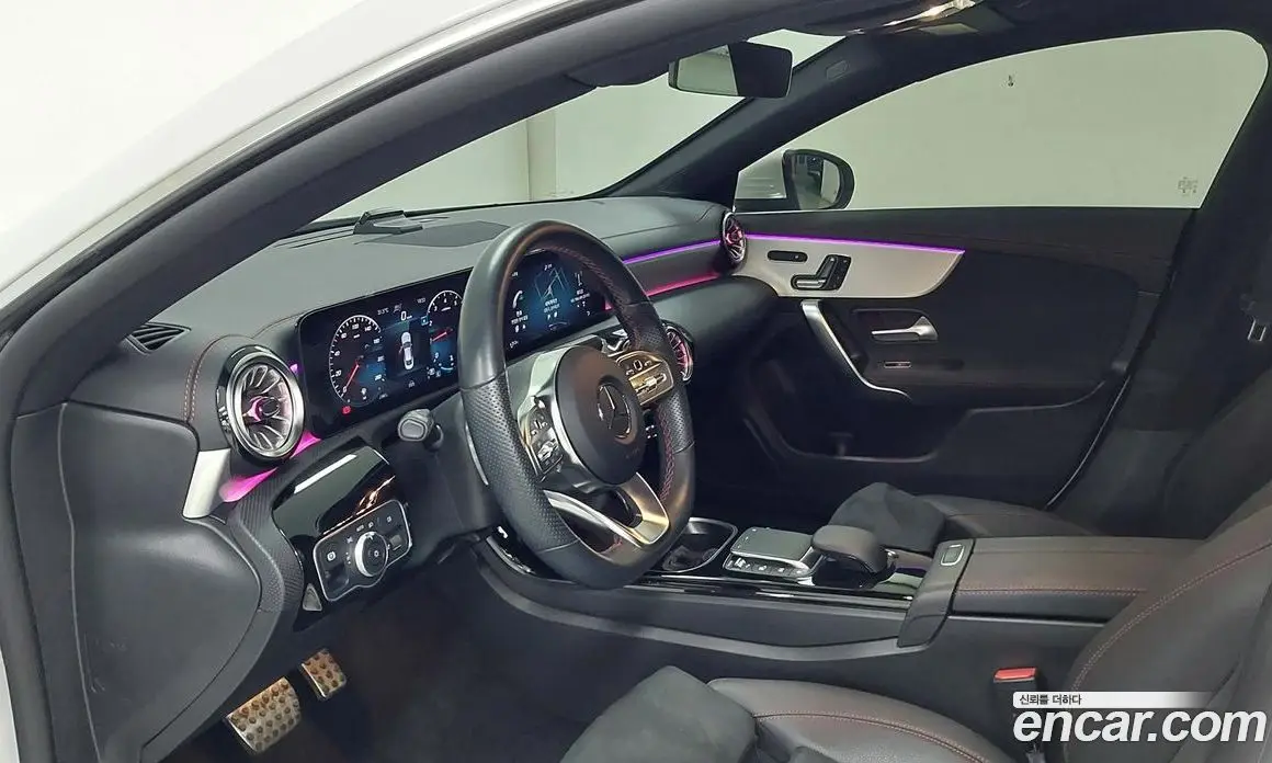 Mercedes-Benz CLA-Class 2023 2.0 автомат (гидро), фото 17