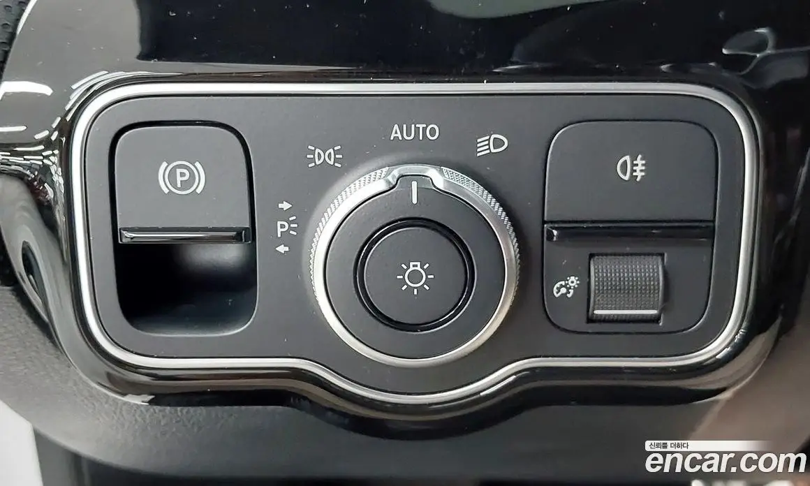 Mercedes-Benz CLA-Class 2023 2.0 автомат (гидро), фото 18