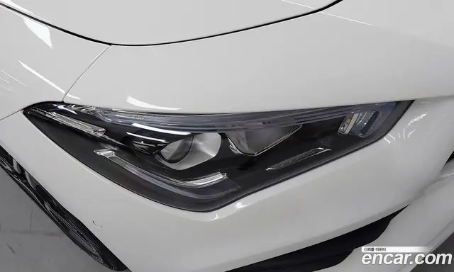 Mercedes-Benz CLA-Class 2023 2.0 автомат (гидро), миниатюра 6