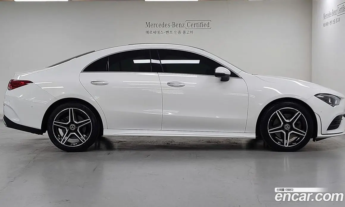 Mercedes-Benz CLA-Class 2023 2.0 автомат (гидро), фото 8