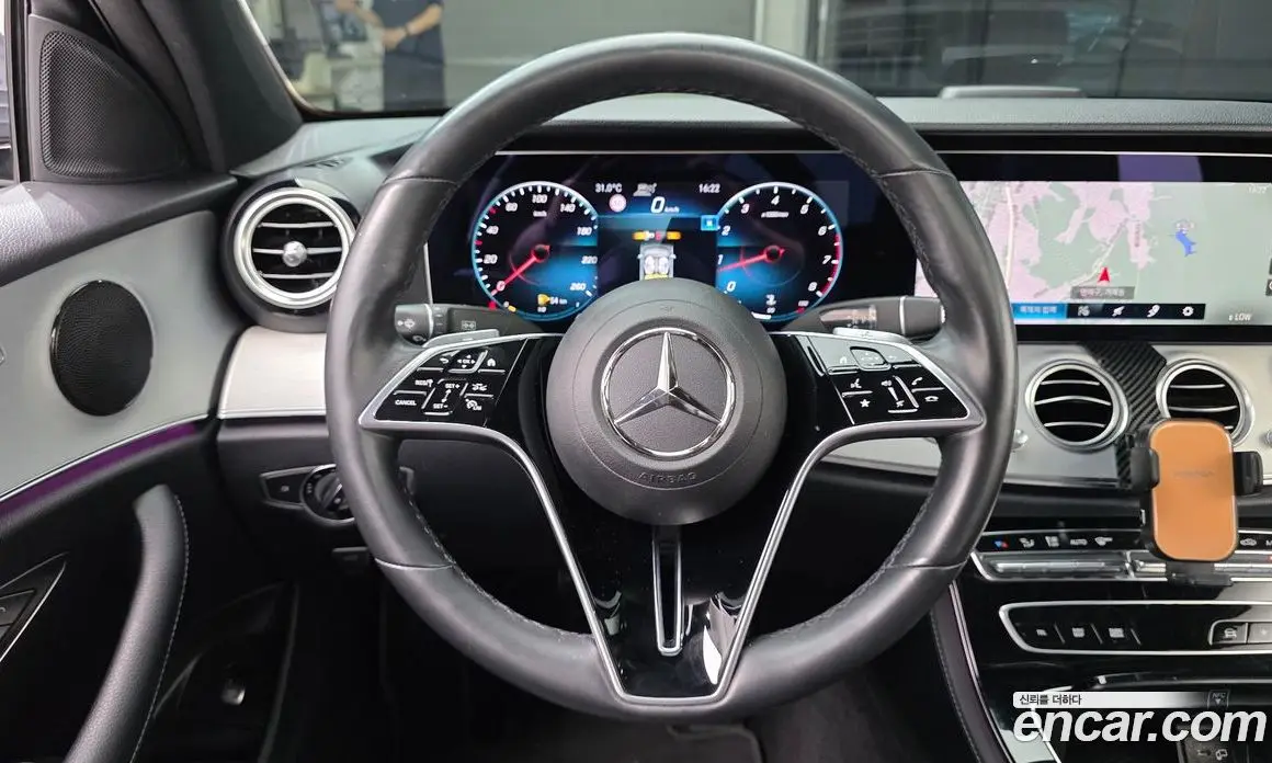 Mercedes-Benz E-Class 2021 2.0 автомат (гидро), фото 13 Mercedes-Benz E-Class 2021 2.0 автомат (гидро), фото 13