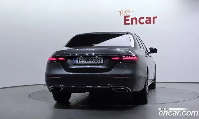 Mercedes-Benz E-Class 2021 2.0 автомат (гидро), миниатюра 4 Mercedes-Benz E-Class 2021 2.0 автомат (гидро), миниатюра 4