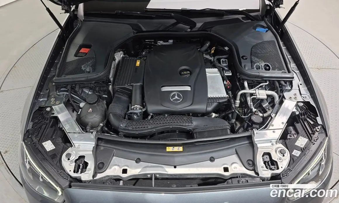 Mercedes-Benz E-Class 2021 2.0 автомат (гидро), фото 6 Mercedes-Benz E-Class 2021 2.0 автомат (гидро), фото 6