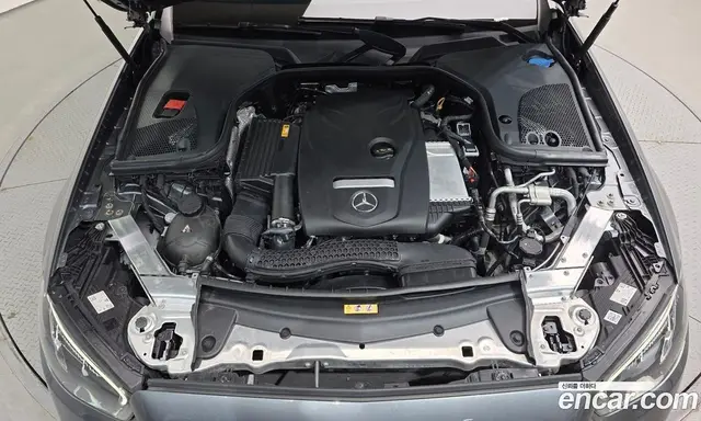 Mercedes-Benz E-Class 2021 2.0 автомат (гидро), миниатюра 6 Mercedes-Benz E-Class 2021 2.0 автомат (гидро), миниатюра 6