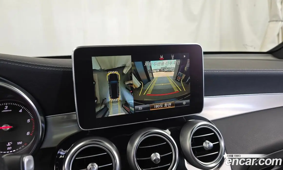Mercedes-Benz GLC-Class 2018 2.1 автомат (гидро), фото 15 Mercedes-Benz GLC-Class 2018 2.1 автомат (гидро), фото 15