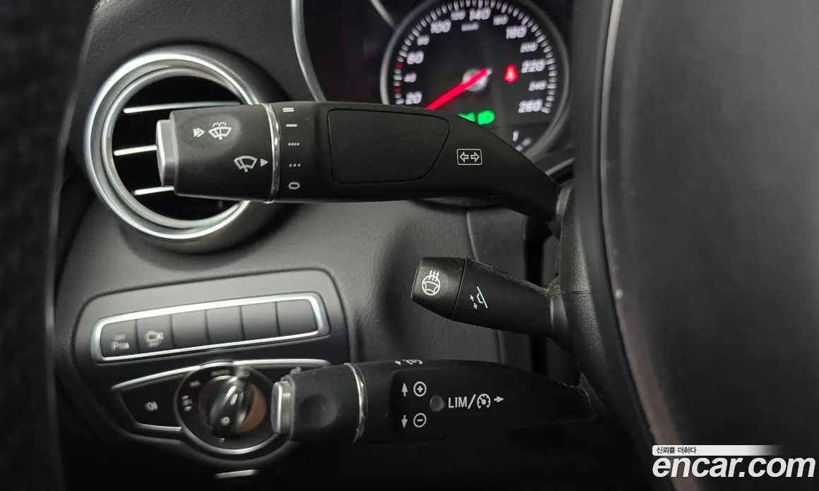 Mercedes-Benz GLC-Class 2018 2.1 автомат (гидро), фото 17 Mercedes-Benz GLC-Class 2018 2.1 автомат (гидро), фото 17