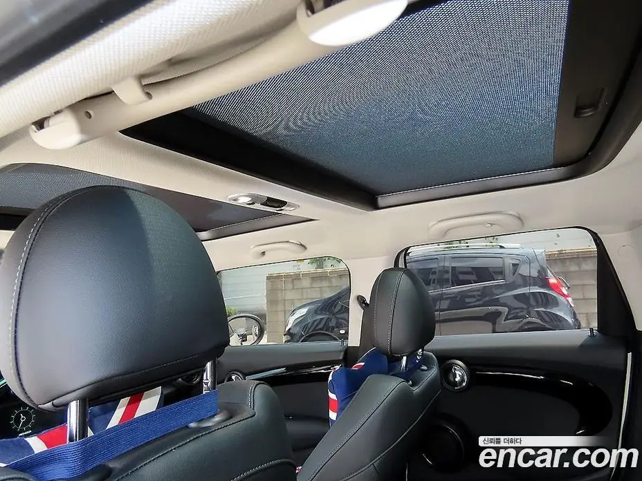 Mini Cooper 2018 1.5 автомат (гидро), фото 18 Mini Cooper 2018 1.5 автомат (гидро), фото 18
