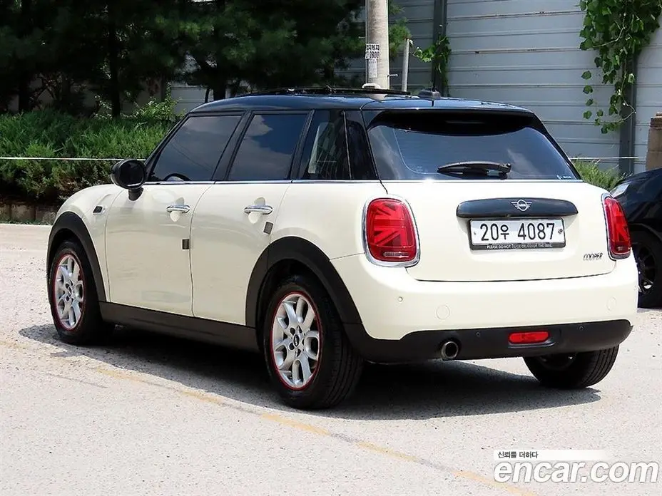 Mini Cooper 2018 1.5 автомат (гидро), фото 3 Mini Cooper 2018 1.5 автомат (гидро), фото 3