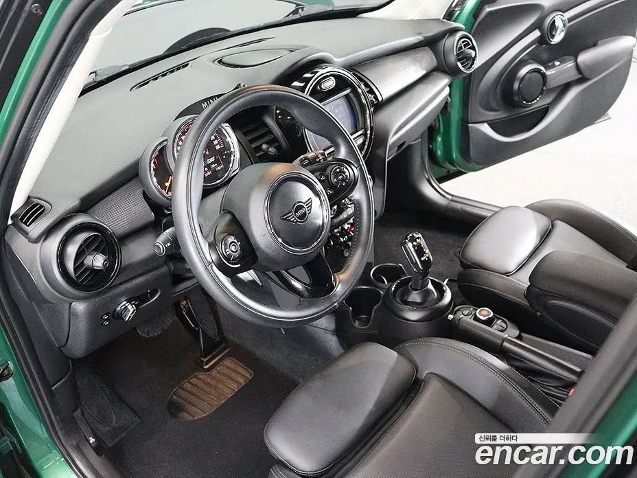 Mini Cooper 2020 1.5 автомат (гидро), фото 15