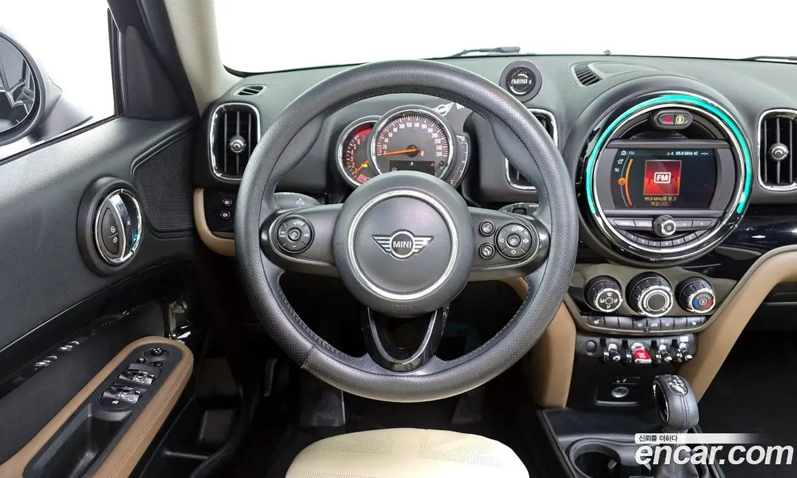 Mini Countryman 2019 1.5 автомат (гидро), фото 13 Mini Countryman 2019 1.5 автомат (гидро), фото 13